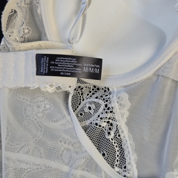 🔥 Elegant Lace Bodysuit Lingerie in Cream Ivory White Medium NWT Rene Rofe - Picture 3 of 7